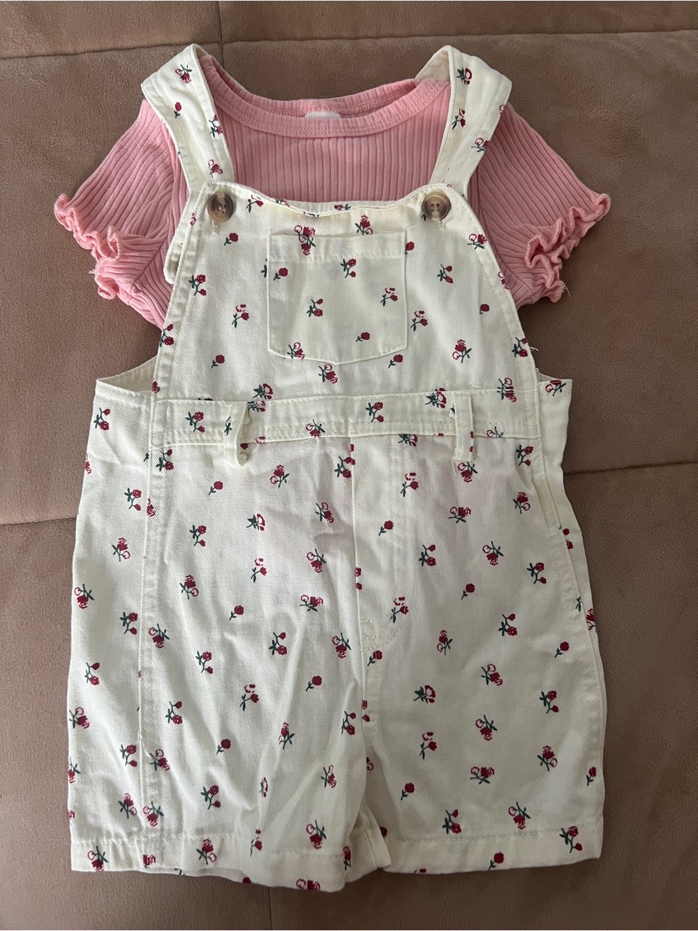 Girls Pink Ribbed Tee with Cream Floral Short Overalls